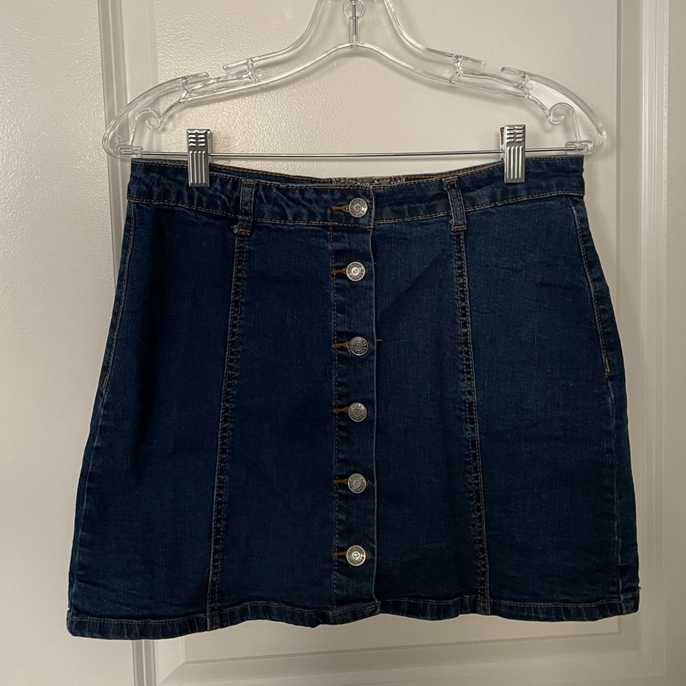 HOT KISS DENIM SKYLAR SKIRT - SIZE L!